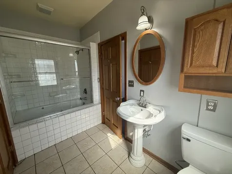 4315 4TH Avenue Moline IL 61265