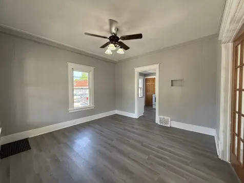 4315 4TH Avenue Moline IL 61265