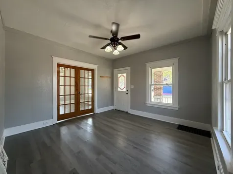 4315 4TH Avenue Moline IL 61265