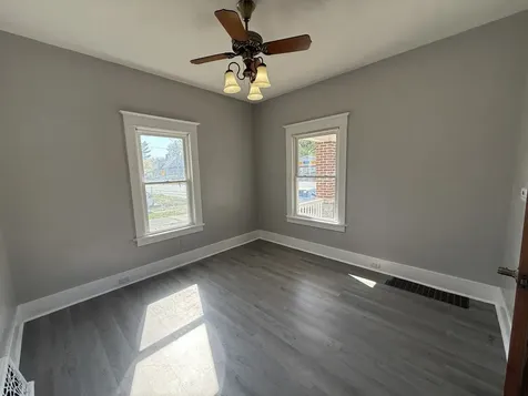 4315 4TH Avenue Moline IL 61265