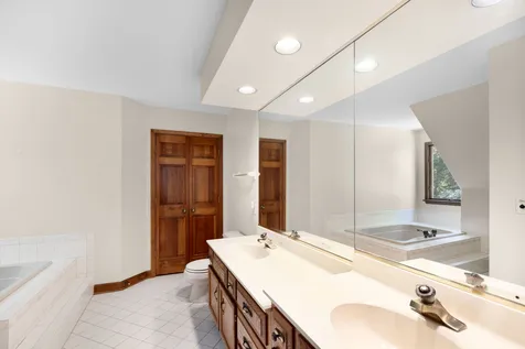 37W305 Crane Road St. Charles IL 60175