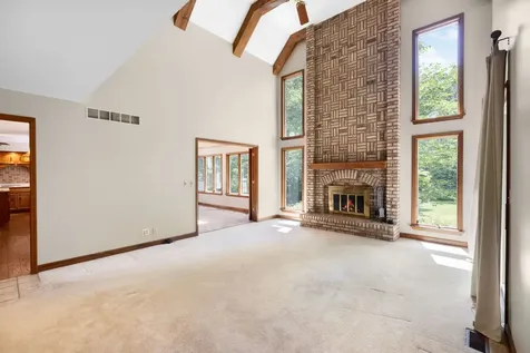37W305 Crane Road St. Charles IL 60175