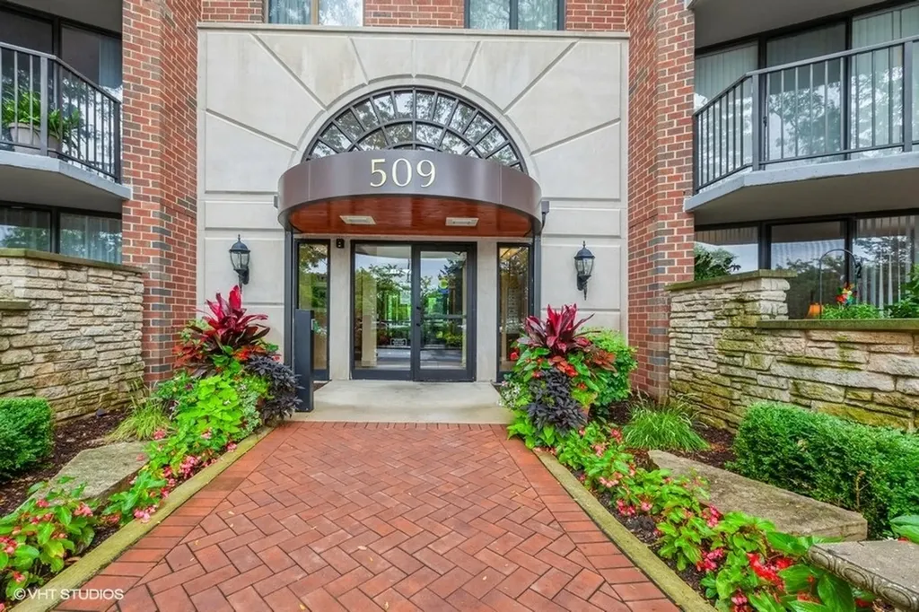509 Aurora Avenue Naperville IL 60540