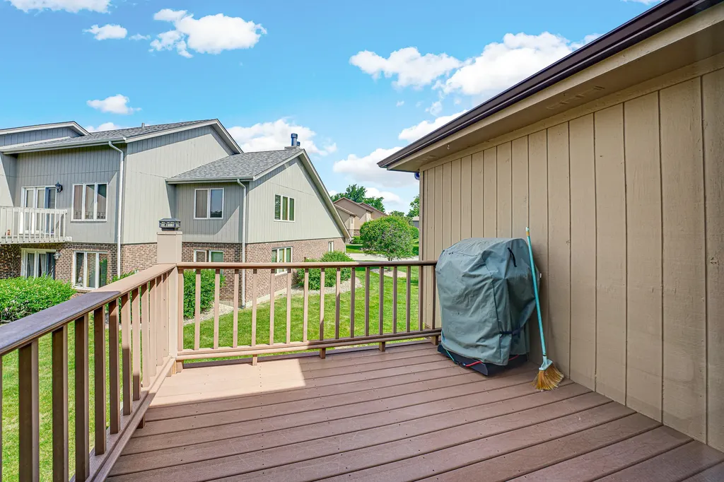 15006 Mayo Drive Orland Park IL 60462