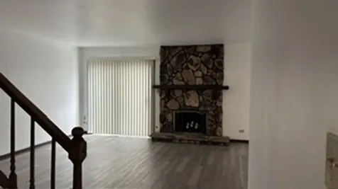 1633 Leytonstone Drive Wheaton IL 60189