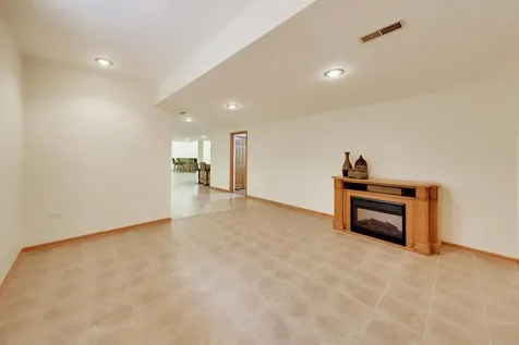 41 Odyssey Drive Tinley Park IL 60477