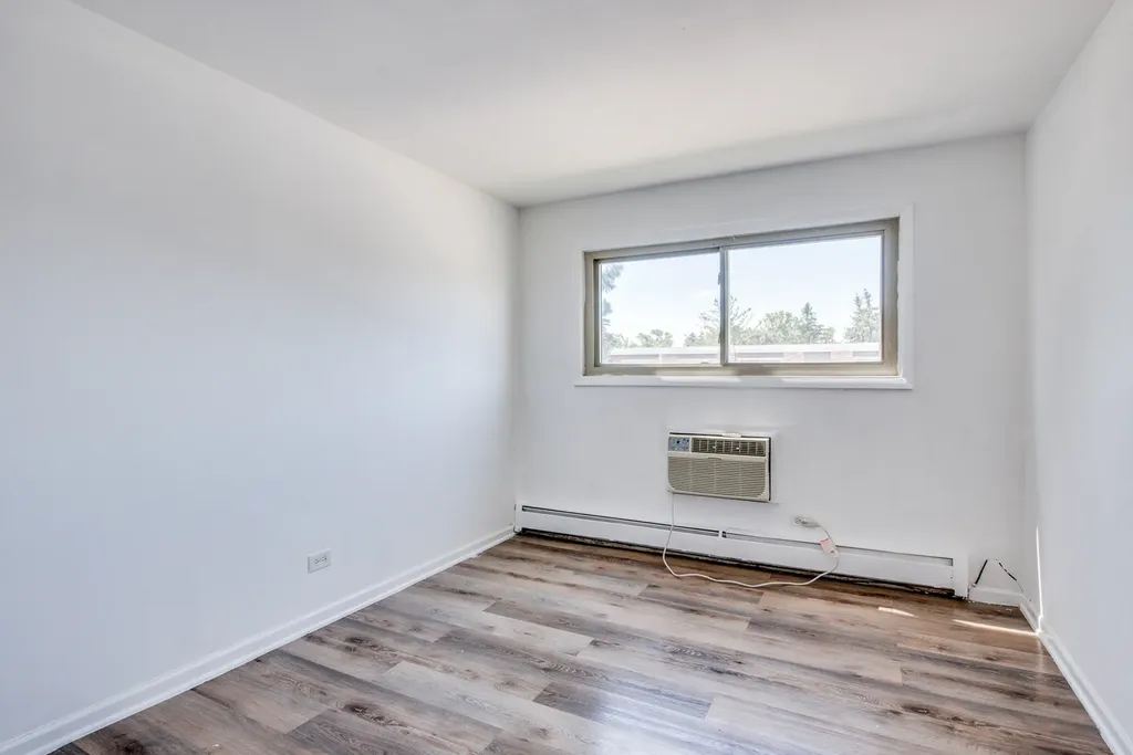 1313B South Rebecca Road Lombard IL 60148