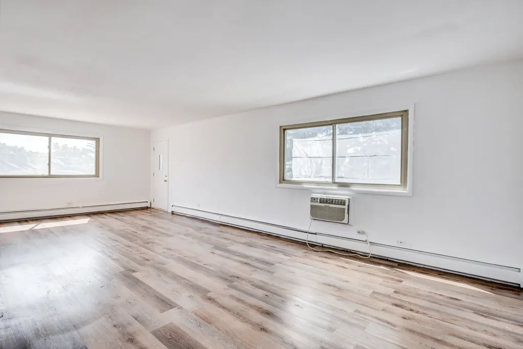 1313B South Rebecca Road Lombard IL 60148