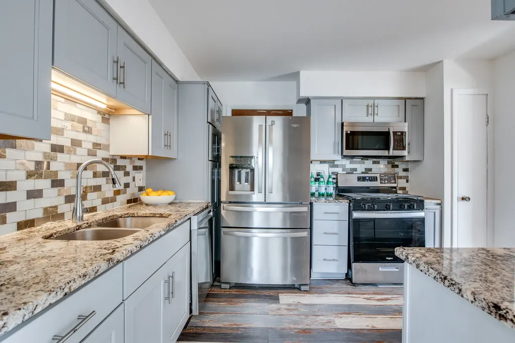 1313B South Rebecca Road Lombard IL 60148