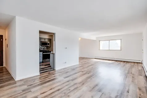 1313B South Rebecca Road Lombard IL 60148