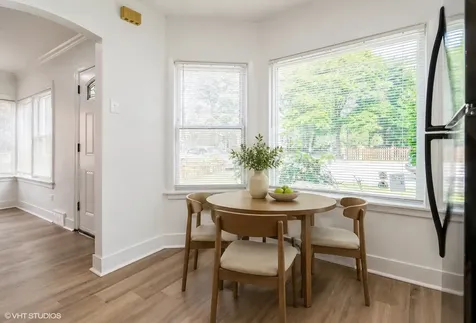 5809 North Rogers Avenue Chicago IL 60646