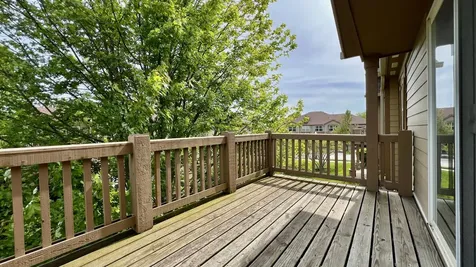 1923 Byman Lane Vernon Hills IL 60061