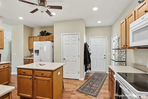 1004 Monroe Avenue Mchenry IL 60050