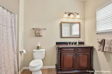 1004 Monroe Avenue Mchenry IL 60050