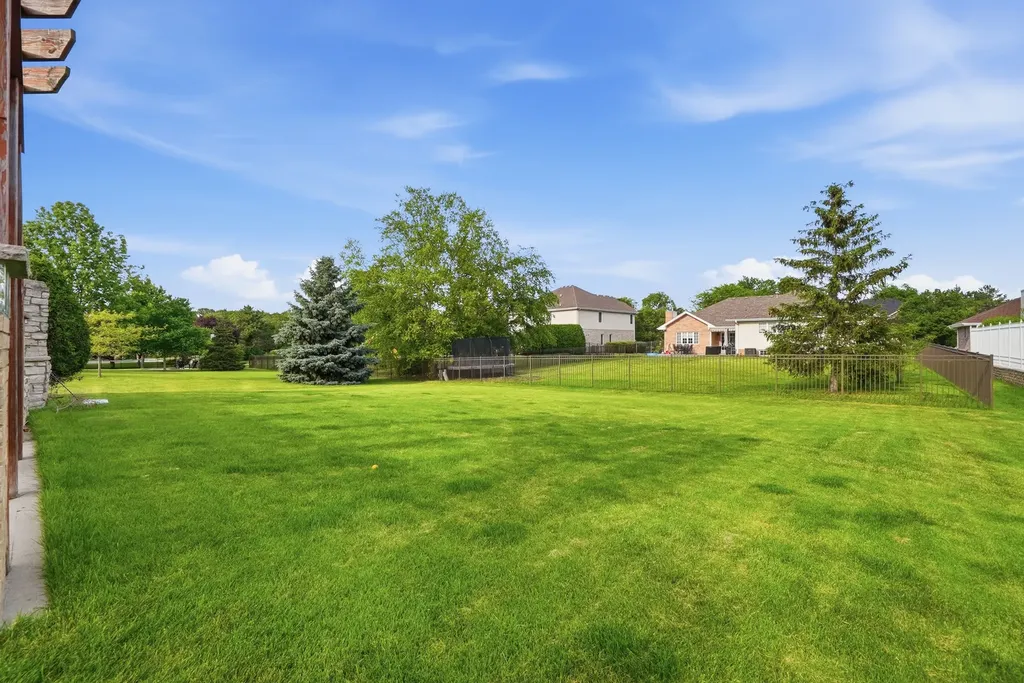408 Siesta Drive New Lenox IL 60451