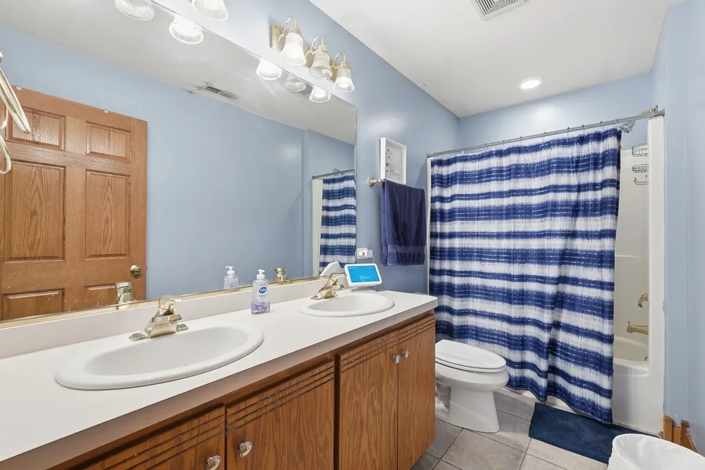 408 Siesta Drive New Lenox IL 60451