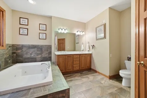 408 Siesta Drive New Lenox IL 60451