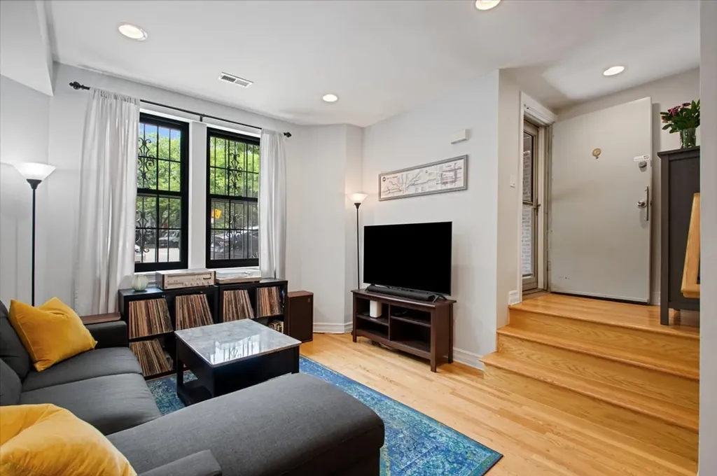 1839 North Sheffield Avenue Chicago IL 60614