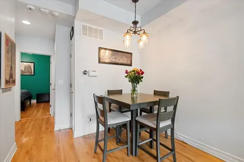 1839 North Sheffield Avenue Chicago IL 60614