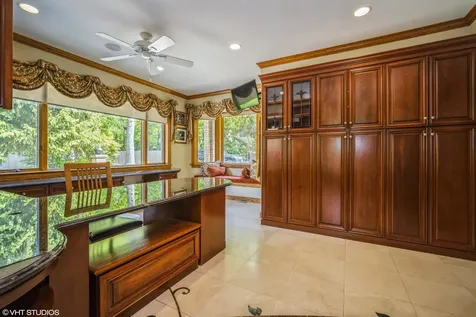 2870 Duffy Lane Riverwoods IL 60015