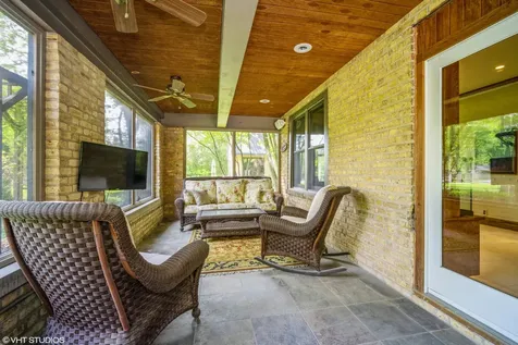 2870 Duffy Lane Riverwoods IL 60015