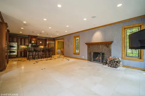 2870 Duffy Lane Riverwoods IL 60015