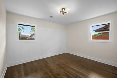 515 East 168th Place South Holland IL 60473