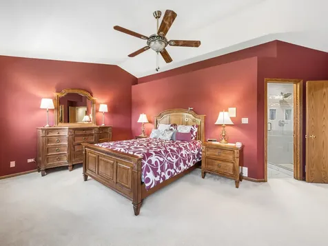 8814 Galleria Court Spring Grove IL 60081