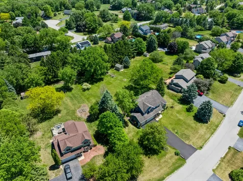 8814 Galleria Court Spring Grove IL 60081
