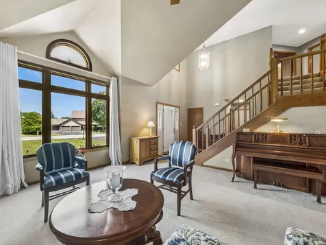 8814 Galleria Court Spring Grove IL 60081