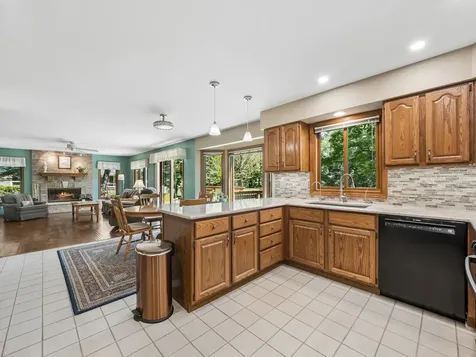 8814 Galleria Court Spring Grove IL 60081