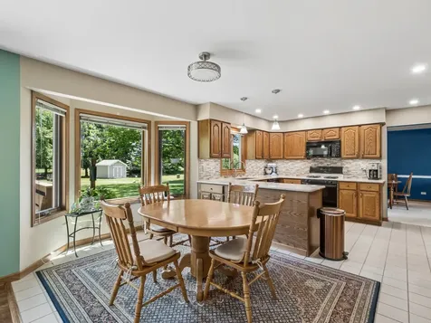 8814 Galleria Court Spring Grove IL 60081