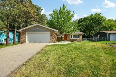 710 Chelsea Drive Algonquin IL 60102