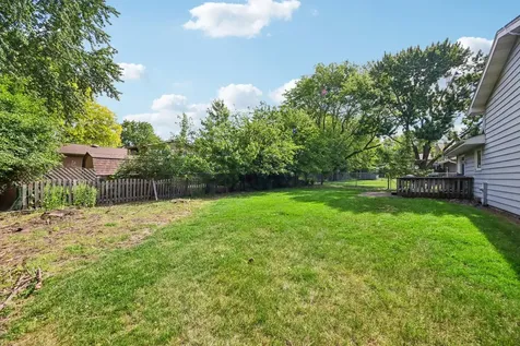 710 Chelsea Drive Algonquin IL 60102