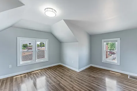 11319 South Green Bay Avenue Chicago IL 60617