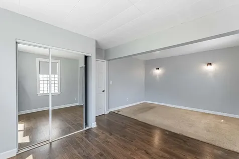11319 South Green Bay Avenue Chicago IL 60617