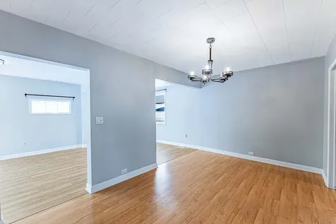 11319 South Green Bay Avenue Chicago IL 60617