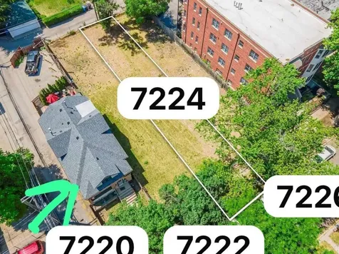 7224 North Oakley Avenue Chicago IL 60645
