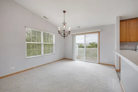 2614 Loren Lane Algonquin IL 60102