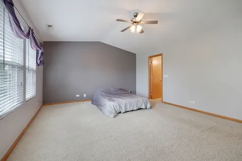 2614 Loren Lane Algonquin IL 60102
