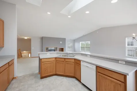 2614 Loren Lane Algonquin IL 60102
