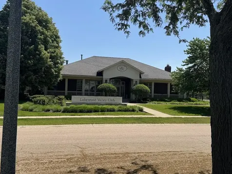 2497 Frost Drive Aurora IL 60503