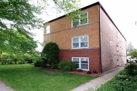 5824 West Higgins Avenue Chicago IL 60630