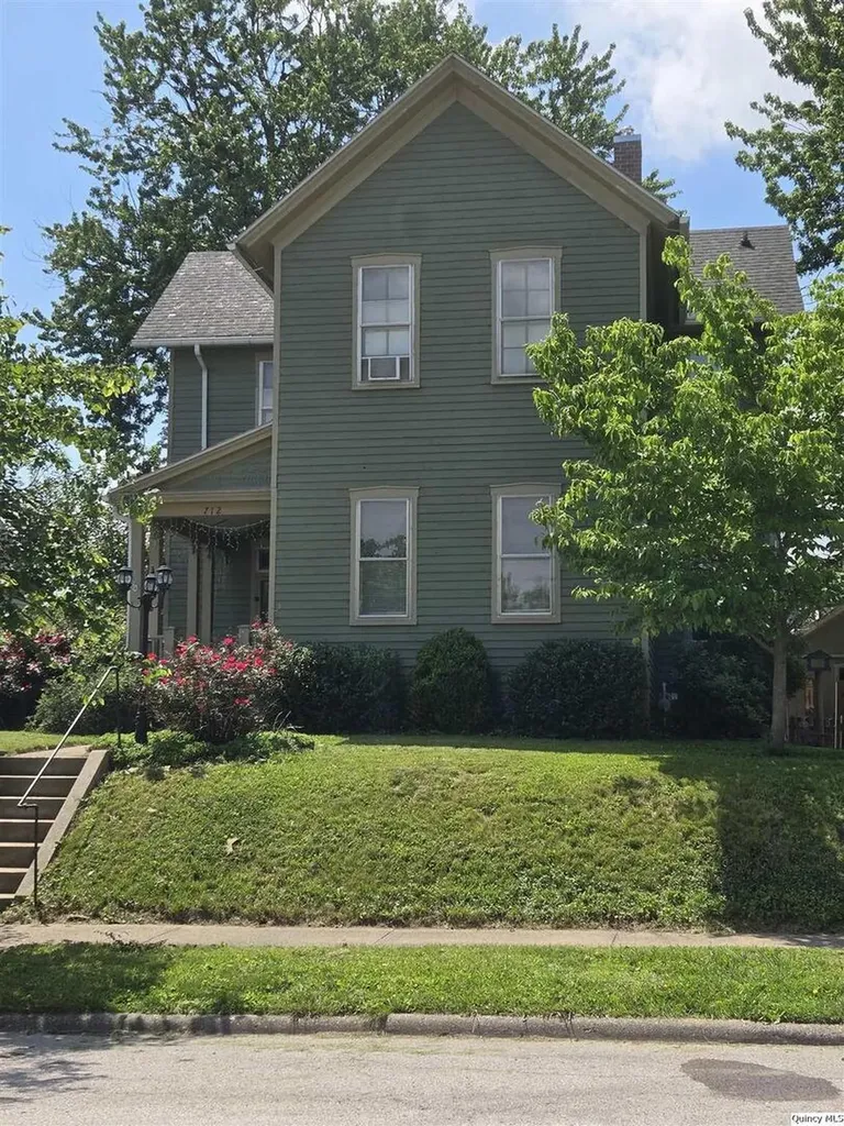 712 South 19th Quincy IL 62301