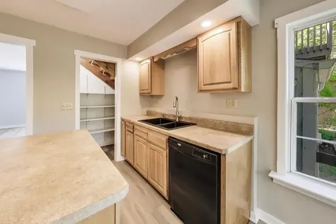 212 Island Drive Island Lake IL 60042