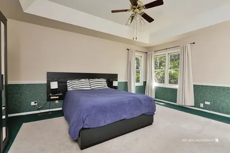 4002 Acacia Drive Crystal Lake IL 60012