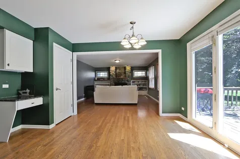 4002 Acacia Drive Crystal Lake IL 60012