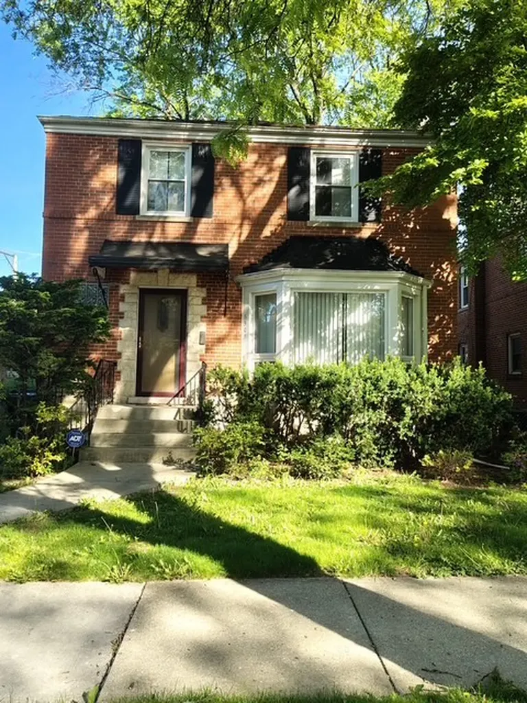 6505 North Minnehaha Avenue Chicago IL 60646