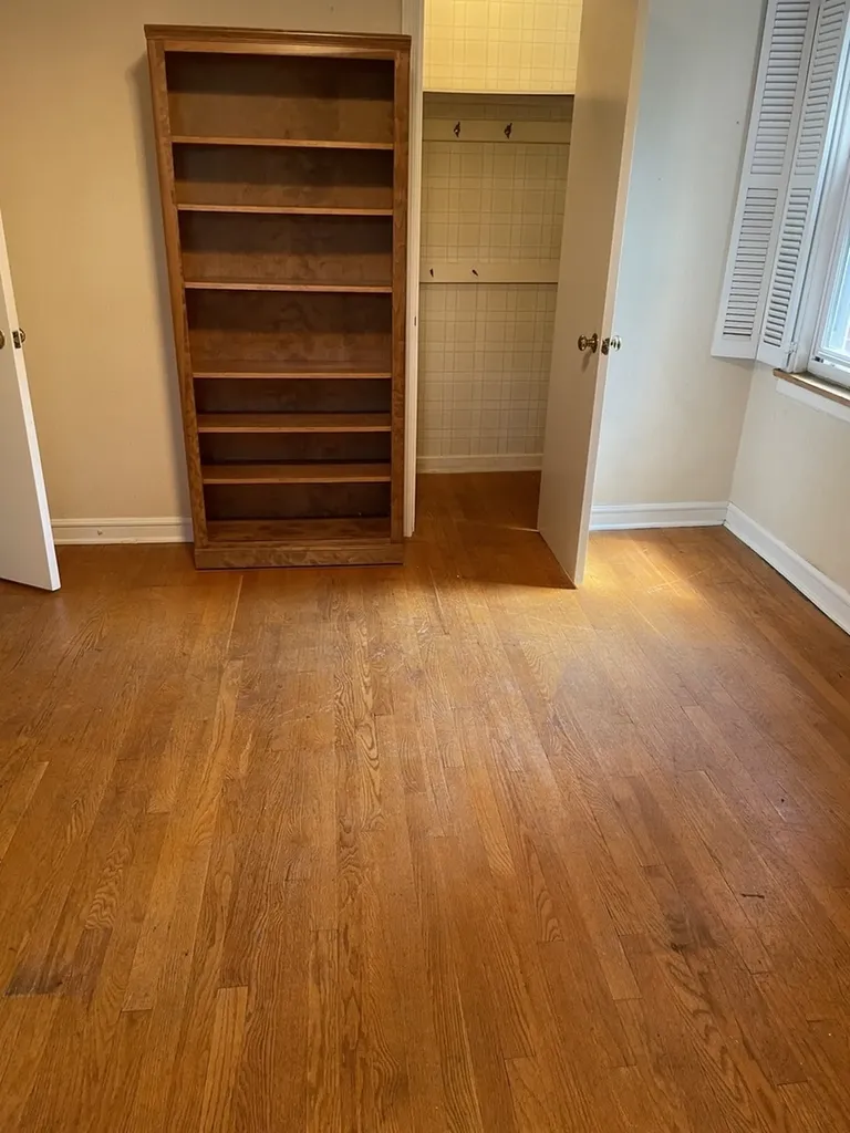 6505 North Minnehaha Avenue Chicago IL 60646