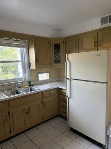 6505 North Minnehaha Avenue Chicago IL 60646